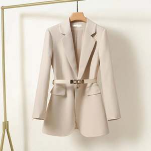 MODA - Elegante nauwsluitende blazer