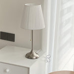 ClassicShade Tafellamp - Moderne Verlichting met Stijlvolle Lampenkap