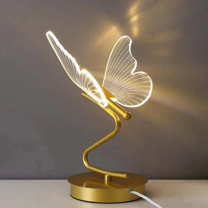 OpulenceLight - Luxe Gouden Vlinderlamp - Elegant Ontwerp - Chique Verlichting