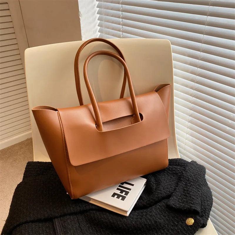 The Modern Muse Tote