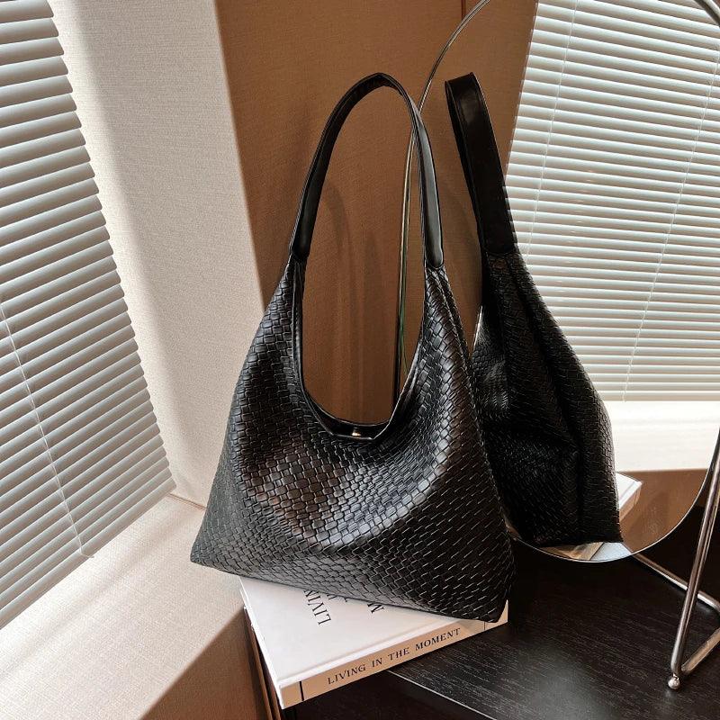 Woven tote bag